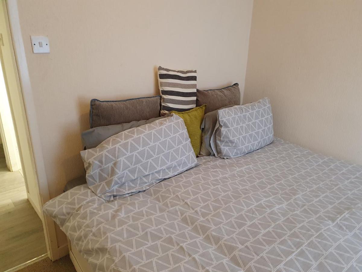 Litherland Apartment ภายนอก รูปภาพ