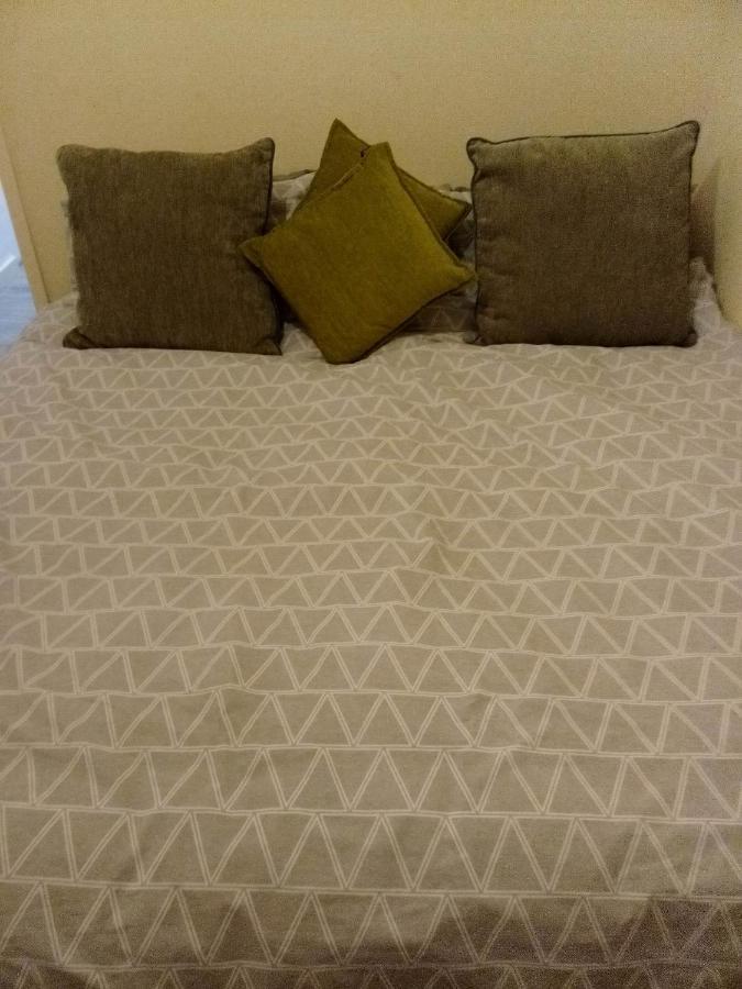 Litherland Apartment ภายนอก รูปภาพ